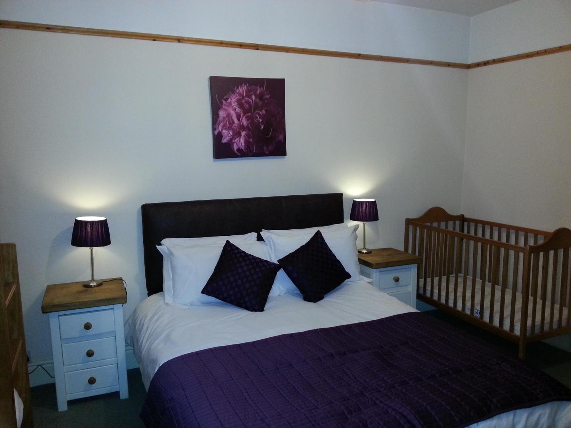 Hargate Hall Self Catering Apartment Buxton  Room photo