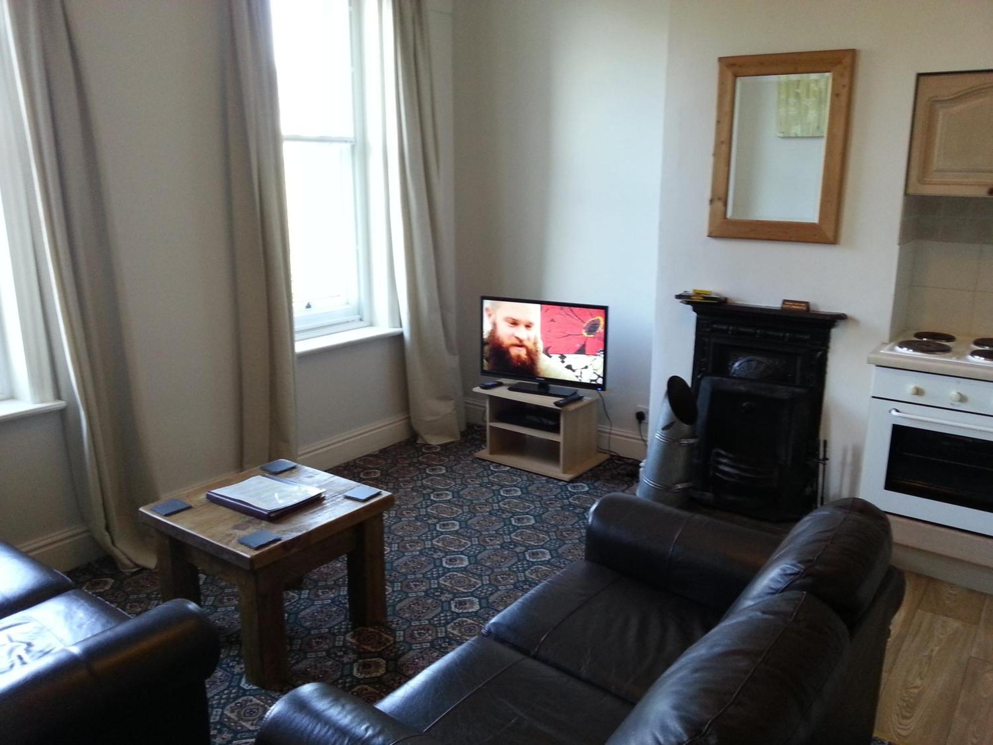 Hargate Hall Self Catering Apartment Buxton  Room photo